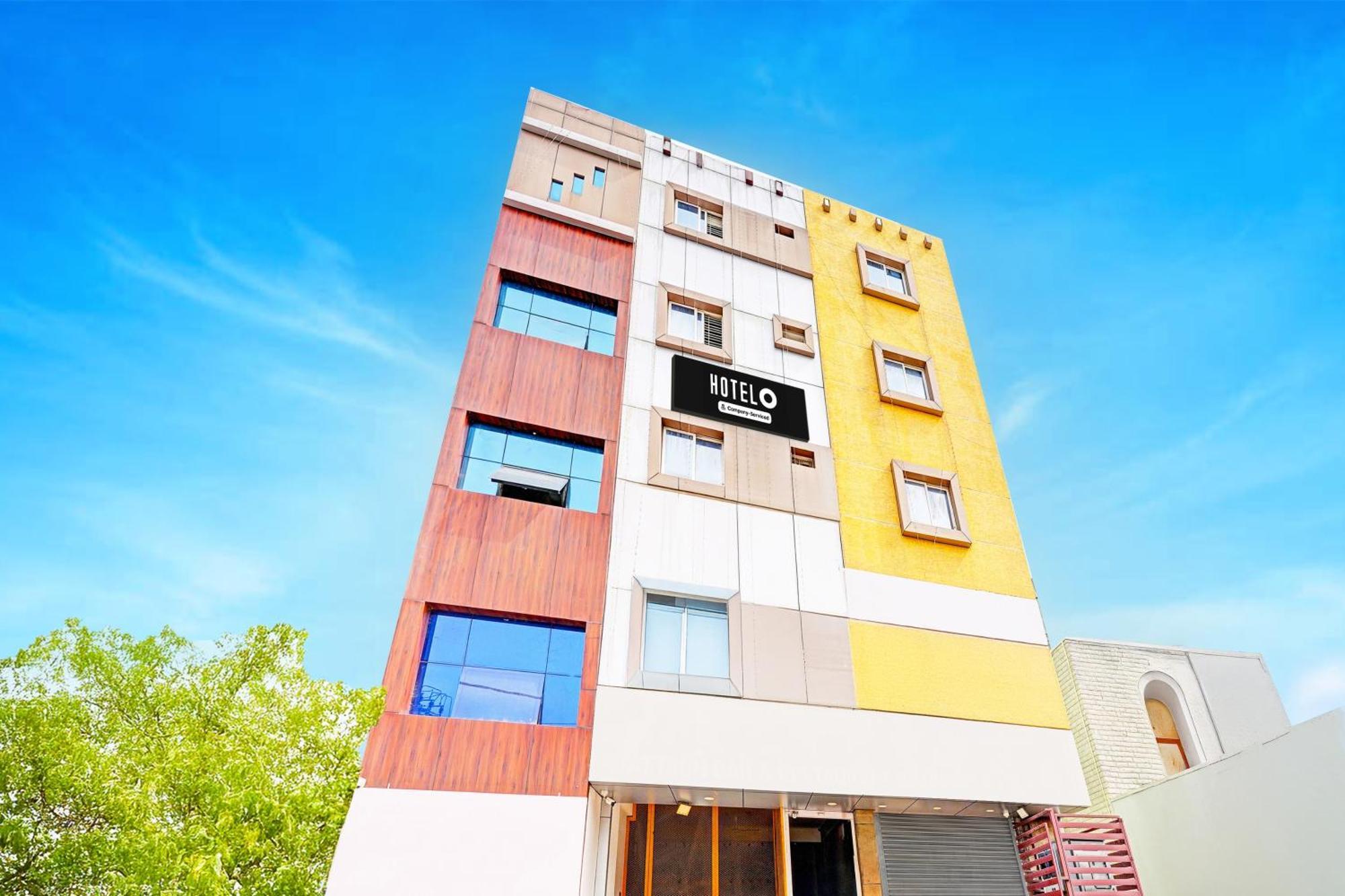 Super Hotel O Srigandhakavalu Formerly Chamundeshwari Lodging Jalahalli Bagian luar foto