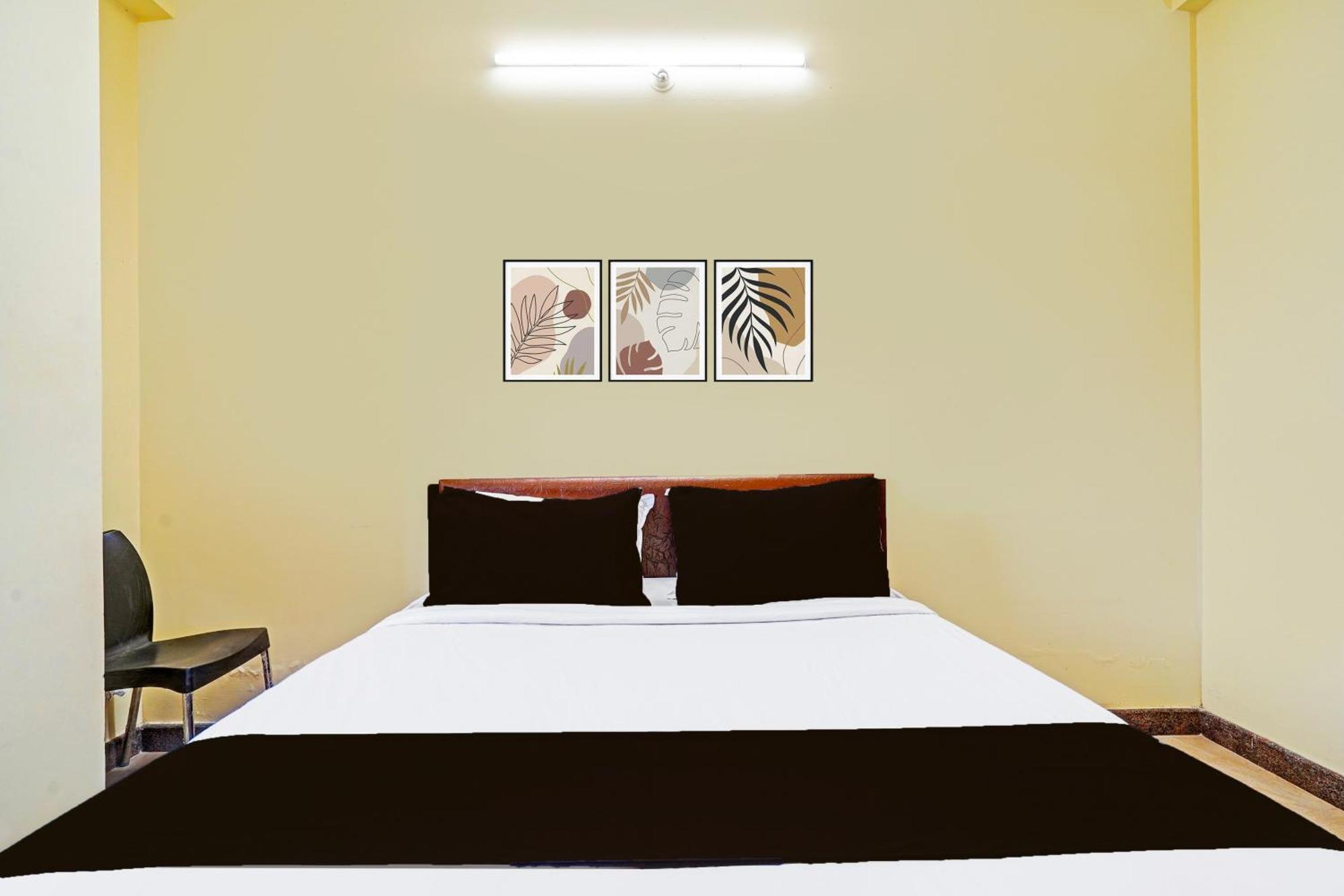Super Hotel O Srigandhakavalu Formerly Chamundeshwari Lodging Jalahalli Bagian luar foto