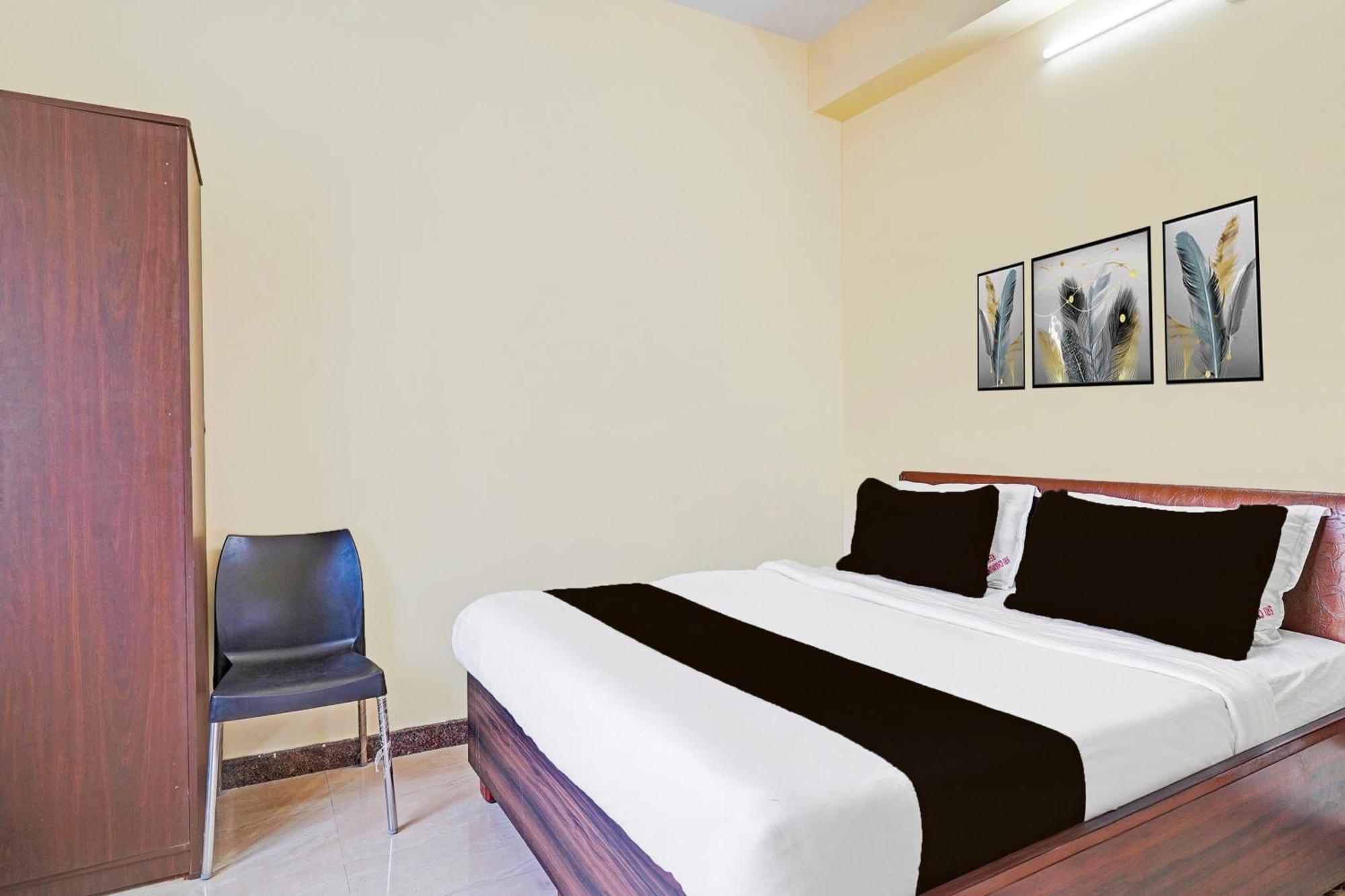 Super Hotel O Srigandhakavalu Formerly Chamundeshwari Lodging Jalahalli Bagian luar foto
